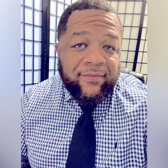 Meet your Posher, Mark - Picture 1 of 1